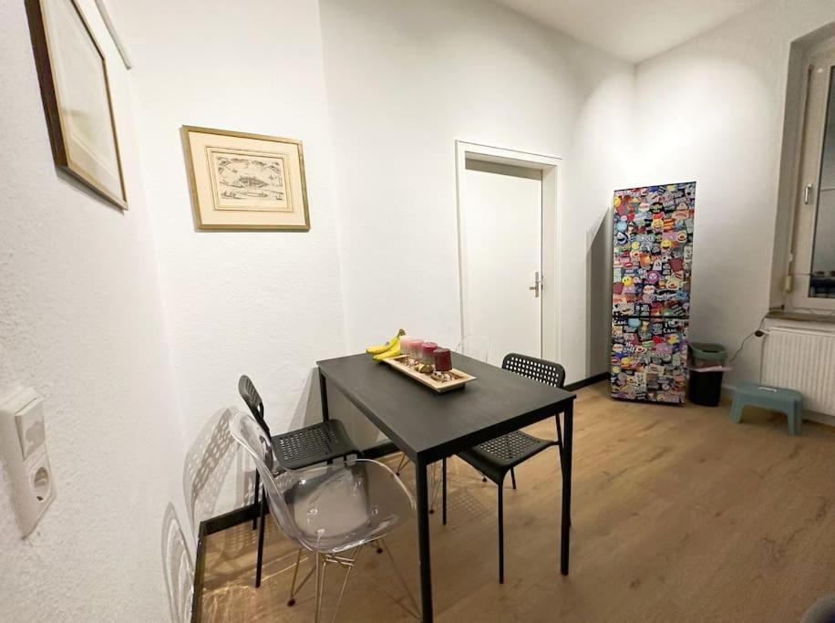 Igo Apartment 2 Schlafenzimmer Mit Waschmaschine Trockner Haustier Rheinufer 5Min Netflix Disney Plus 17-6 Duisburg Eksteriør billede