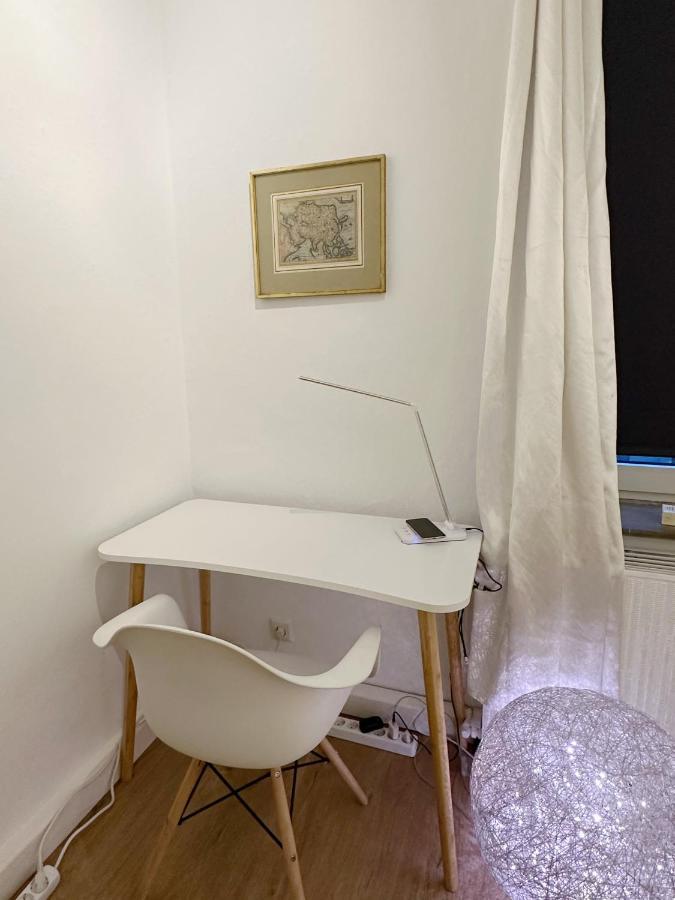 Igo Apartment 2 Schlafenzimmer Mit Waschmaschine Trockner Haustier Rheinufer 5Min Netflix Disney Plus 17-6 Duisburg Eksteriør billede
